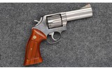 Smith & Wesson ~ 686 ~ .357 Mag - 1 of 2