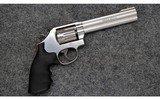 Smith & Wesson ~ 617-6 ~ .22 Long Rifle - 1 of 2