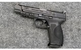 Smith & Wesson ~ M&P9 2.0 Performance Center ~ 9x19 - 2 of 3