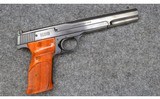 Smith & Wesson ~ 41 ~ .22 Long Rifle - 1 of 4