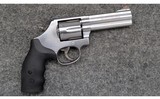 S&W ~ 686-6 ~ .357 Mag - 1 of 4