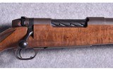 Weatherby ~ Mark V Sporter ~ .300 Winchester Magnum - 3 of 10