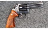 S&W ~ 586 ~ .357 Mag - 1 of 4