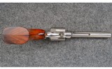 S&W ~ 29-2 ~ .44 Mag - 4 of 4