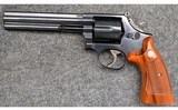 S&W ~ 586 ~ .357 Mag - 2 of 4