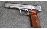 S&W ~ 41 ~ .22 LR - 2 of 4