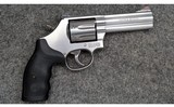 S&W ~ 686-6 ~ .357 Mag - 1 of 4