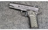 Colt ~ Custom Carry Ltd. ~ 9x19 - 2 of 4