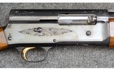 Browning ~ Light Twelve ~ 12 Ga - 3 of 11