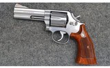 S&W ~ 686 ~ .357 Mag - 2 of 4