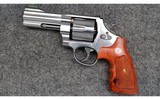 S&W ~ 610-3 ~ 10mm - 2 of 4