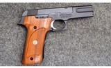 S&W ~ 422 ~ .22 LR - 1 of 4