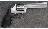 S&W ~ 686-4 ~ .357 Mag - 1 of 4
