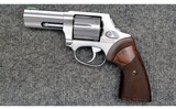 Taurus ~ 856 Executive Grade ~ .38 Spl - 2 of 4