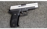SIG Sauer ~ P226 ~ .40 S&W