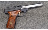 Browning ~ Buckmark ~ .22 LR