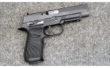 SIG Sauer ~ P320 ~ 9x19 - 1 of 4