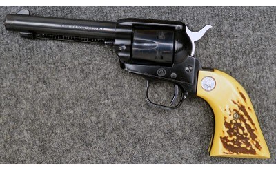 Colt ~ Frontier Scout '62 ~ .22 Mag