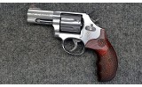 S&W ~ 686-6 ~ .357 Mag - 2 of 4