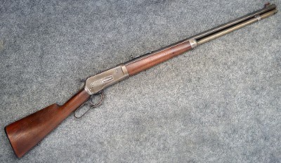 Winchester ~ 1886 ~ .33 WCF
