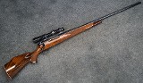 Weatherby ~ Mark V Deluxe ~ .378 Wby Mag - 1 of 11