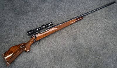 Weatherby ~ Mark V Deluxe ~ .378 Wby Mag