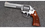 S&W ~ 686-1 ~ .357 Mag - 2 of 4