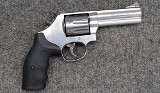 S&W ~ 686-6 ~ .357 Mag - 1 of 4