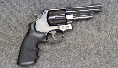 S&W ~ 29-8 Mtn Gun ~ .44 Mag - Image 1 of 4
