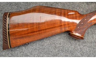 Weatherby ~ Mark V ~ 7mm Wby Mag - Image 2 of 11