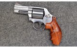 S&W ~ 686-6 ~ .357 Mag - 2 of 4