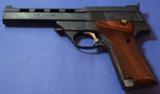 High Standard, The Victor Cal. .22 LR. Inv. 5652 - 13 of 15
