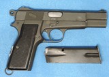 Inglis (Canadian) MK I,cal. 9mm, Ser. 2T96 - 2 of 6