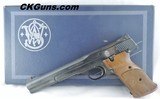 Smith & Wesson Mdl. 41 Cal. .22 LR, 7" Barrel, A7221XX. The beautiful estate gun!! - 1 of 16