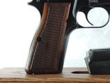 PRISTINE, BELGIAN ARMY P.35 BROWNING HI-POWER, CAL. 9MM, SER. 20885. G.I. BRING BACK!! - 6 of 15