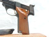 PRISTINE, HIGH STANDARD SUPERMATIC 107 CAL. .22LR, 7" BARREL, SER. 2074334. MFG. HAMDEN, CT. - 8 of 13
