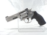 STUNNING 10 SHOT SMITH & WESSON MDL. 617-6 CAL. .22LR SER. DDF4397 *PENDING SALE* - 2 of 14