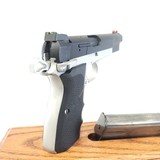 MINTY BROWNING HI-POWER, CAL .40 S&W , SER. 2WSNW53064, - 10 of 12