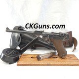 AWESOME "RIG"* ARTILLERY LUGER P.08, CAL. 9MM SER.431b, MFG. 1917. - 1 of 25