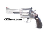 SUPER SMITH & WESSON MDL. 686-6, CAL. 357 MAG/.38 SPEC. SER. CFD1190. SATIN STAINLESS BEAUTY!! - 1 of 12