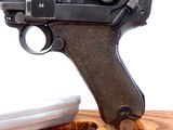 WOW, MAUSER/KREIGHOFF P-08 LUGER, (CODE 42) , CAL. 9MM, SER. 4234a, DATED 1940. HOLSTER QUEEN!!!! - 4 of 14