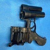 RARE JAP.
KAYABA KOGYO TYPE 90 2ND MDL. 3-BARREL FLARE GUN. - 6 of 6