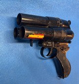 RARE JAP.
KAYABA KOGYO TYPE 90 2ND MDL. 3-BARREL FLARE GUN. - 4 of 6