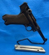 UNUSUAL POLICE
LUGER 