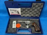 LIKE NEW COLT PYTHON, 4.25 INCH, .357 MAGNUM - 1 of 9