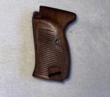 ULTRA RARE ORIGINAL WLTHER WOODEN P-38 GRIPS - 1 of 4 ULTRA RARE ORIGINAL WLTHER WOODEN P-38 GRIPS - 1 of 4