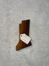 Original High Standard
Walnut Checkered. grips for - 3 of 5