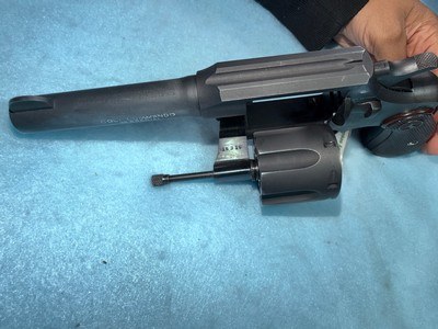UNFIRED 1940 COLT COMMANDO CAL. .38 SPECIAL - Image 3 of 5