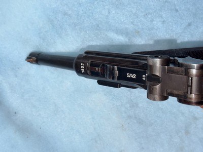 MAUSER LUGER  P-O8, DATED 1937 "S/42"  CAL. 9MM. SER.6683 - Image 6 of 7