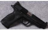 Smith & Wesson M&P 9L - 1 of 2